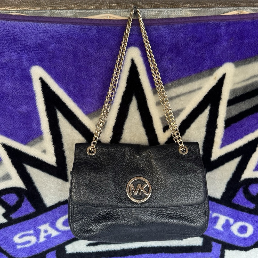 MICHAEL KORS Black Leather‎ Clutch Handbag Shoulder Purse Medium 10x6x2